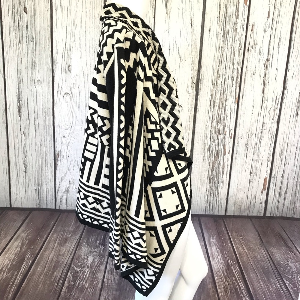 Staring at Stars Anthropologie Tribal Cardigan - Picture 4 of 8